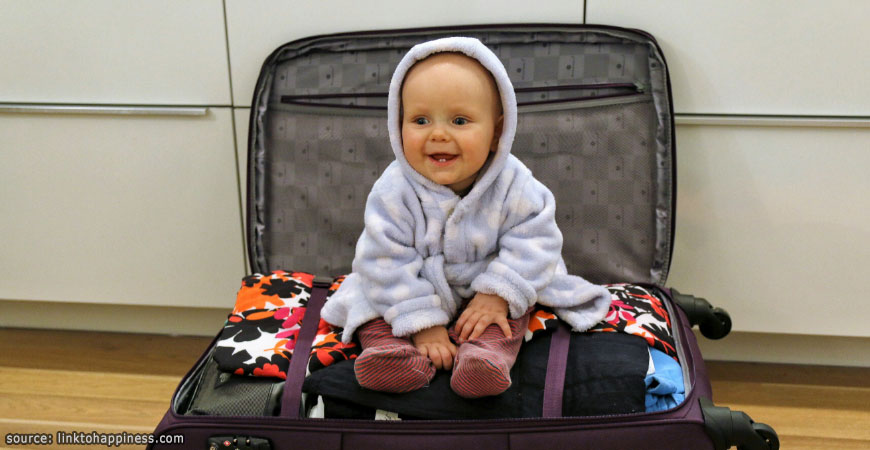 เมื่อจำเป็นต้องพาลูกเดินทางไกล