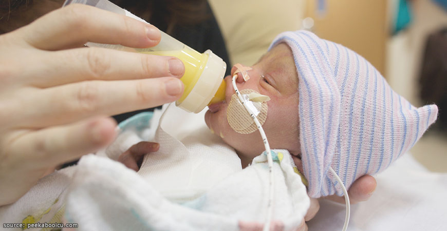 การให้นมสำหรับเด็กที่คลอดก่อนกำหนด